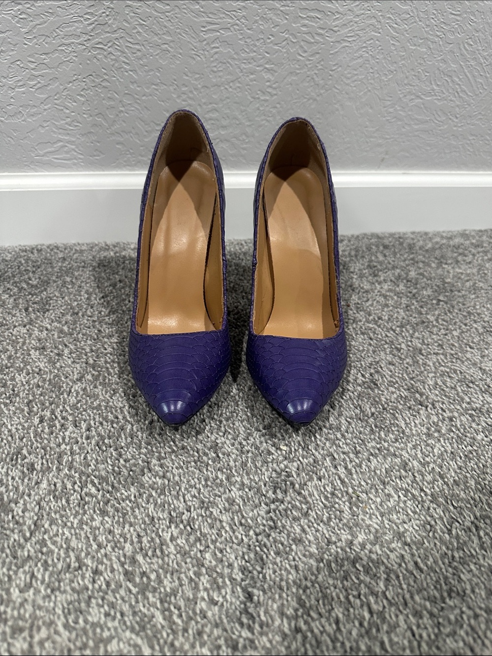 Purple Pointed-Toe Women's Pumps